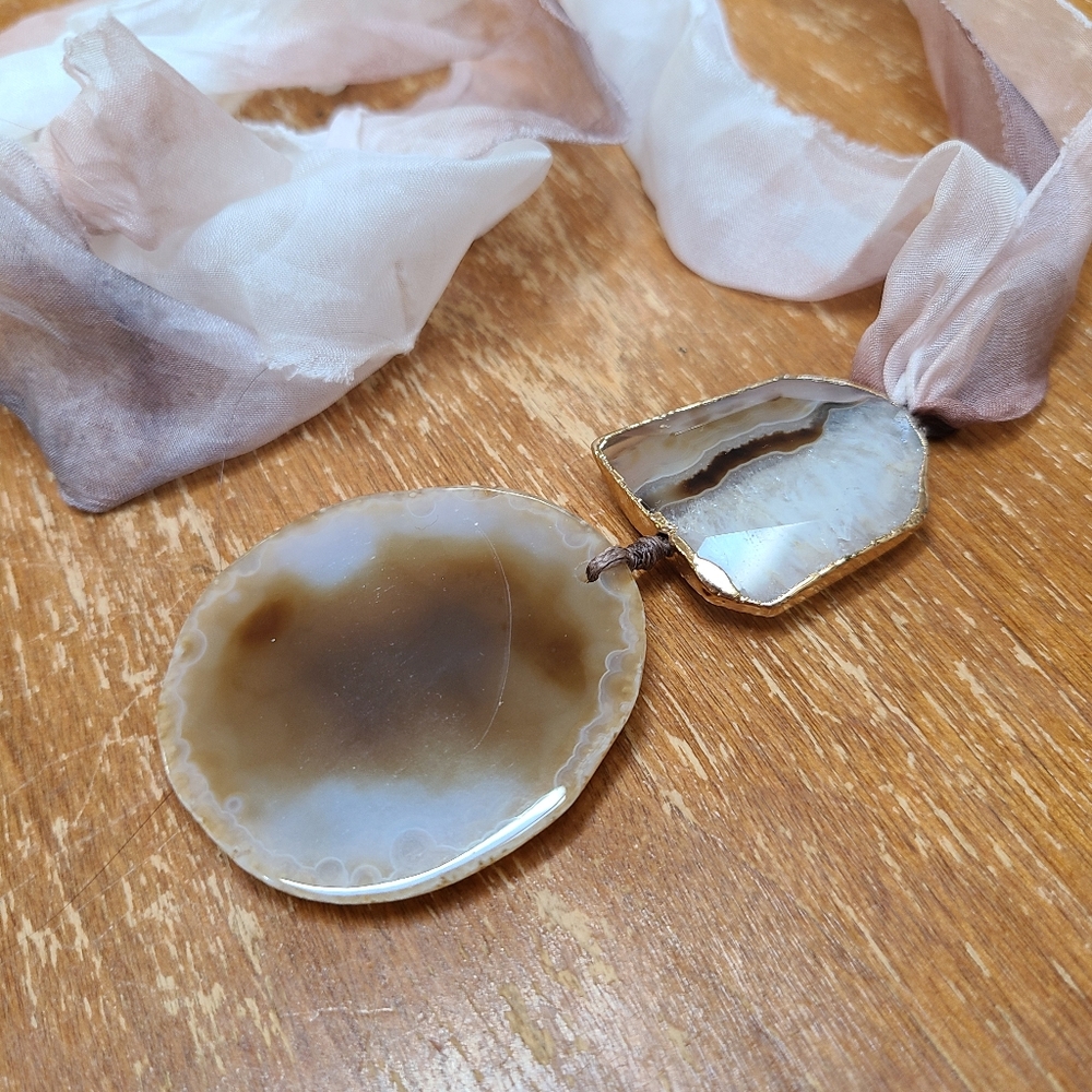 Anthropologie Gorgeous Natural Gemstone Slice Necklace - Sandstone w Silk